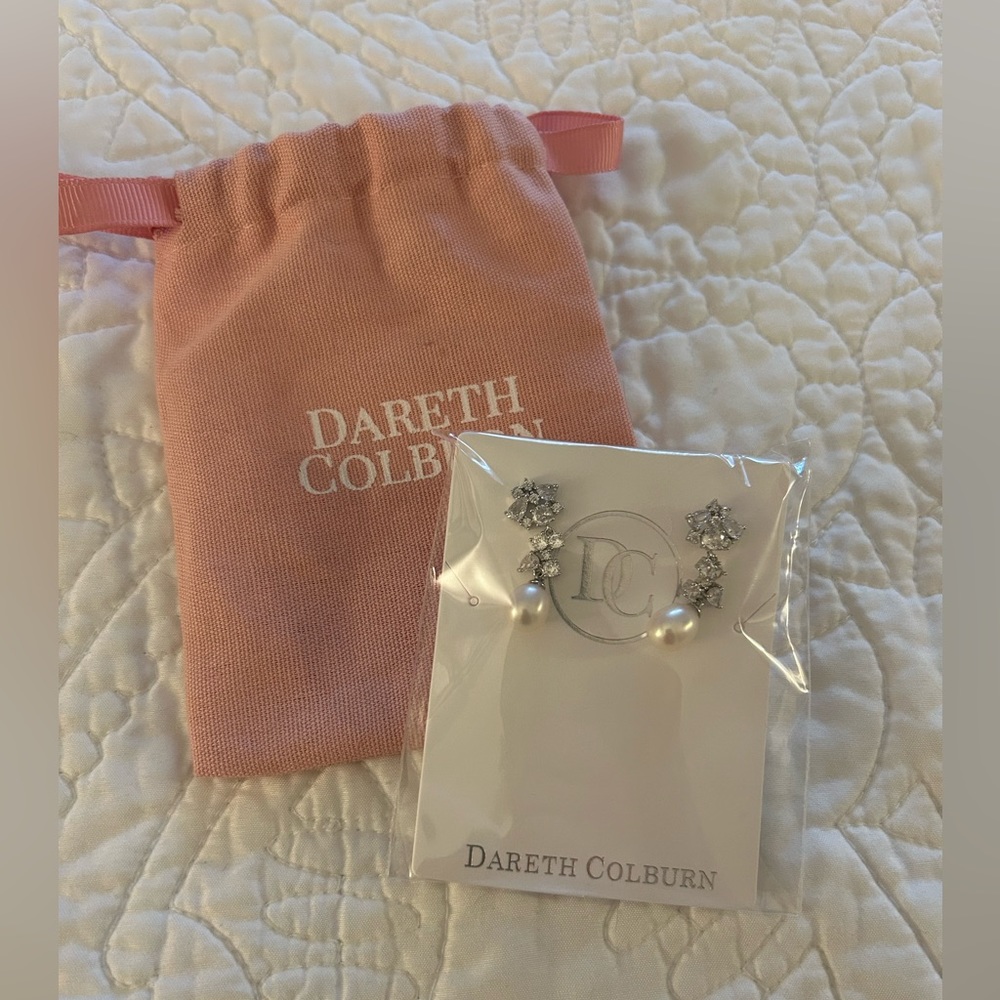 NEW Dareth Colburn Silvia Earrings